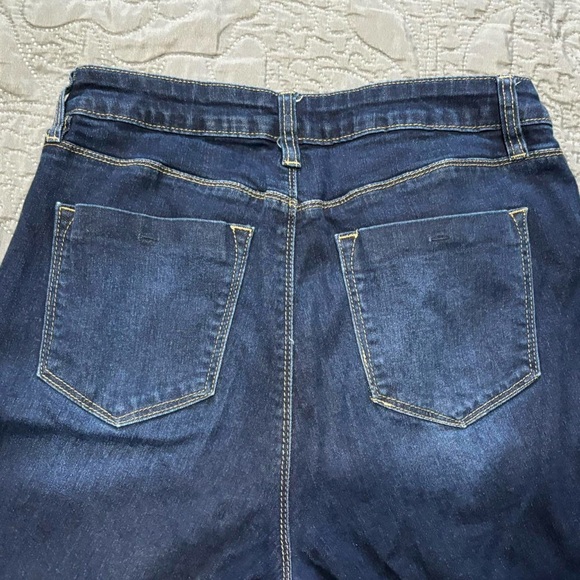 YMI HIGH RISE SKINNY JEANS - Picture 3 of 3